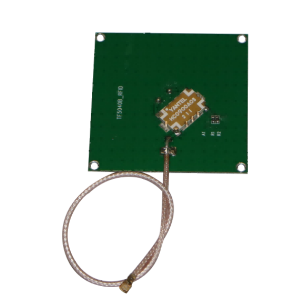 4 dBi Circularly Polarized Ceramic Antenna for RFID Applications